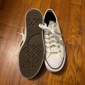Converse platform low tops